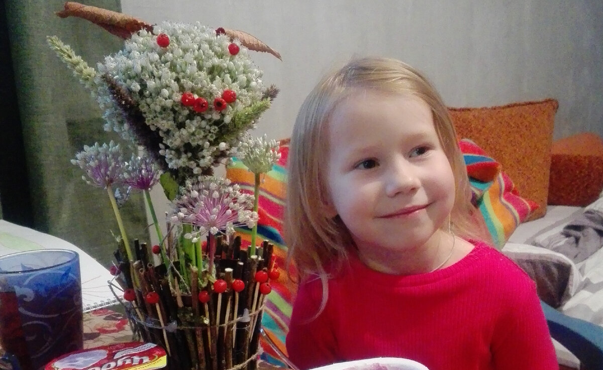 Поделка в детский сад из лука порей.