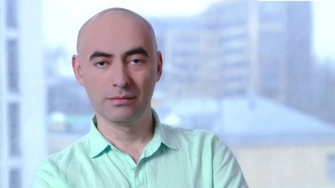 Зираддин Рзаев является известнейшим экстрасенсом в России. Фото: Соцсети Зираддина Рзаева