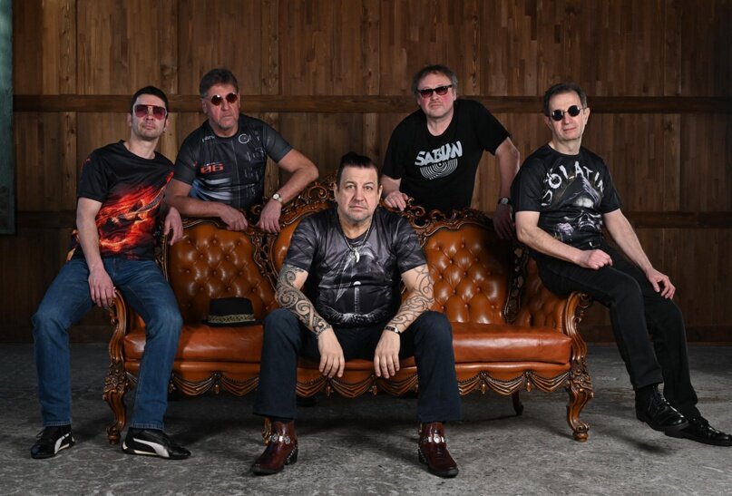 Александр Каменный и его команда