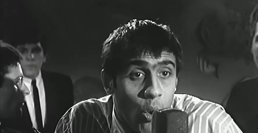 Какой-то странный тип (dvd). Ксандер беркли. Какой-то странный тип. Джим бивер лучше звоните солу. Странный тип 2010.