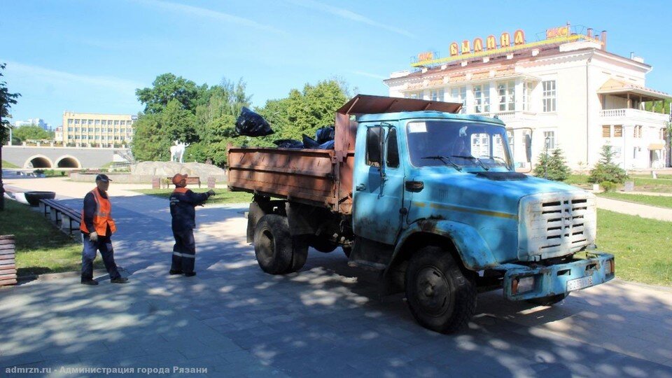     Парк техники Дирекции благоустройства города изношен на 80 процентов. Фото: администрация Рязани.