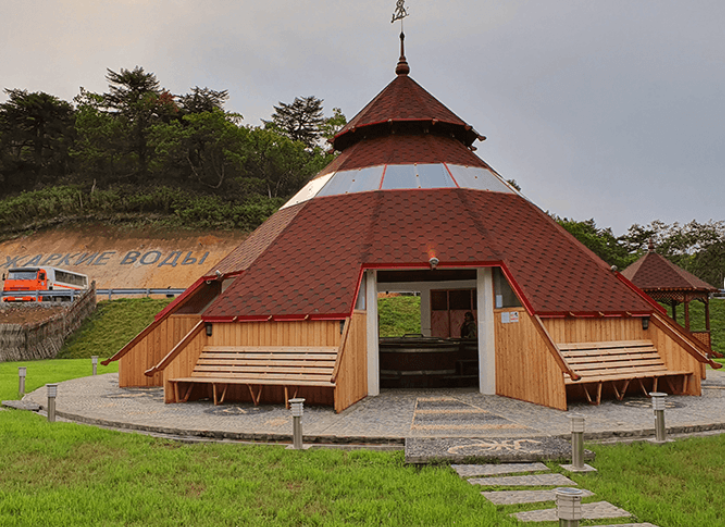 остров Итуруп (Курилы), жаркие воды термальный источник