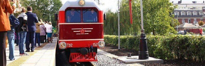 Встреча первого поезда ДЖД // фото: мэрия Ростова