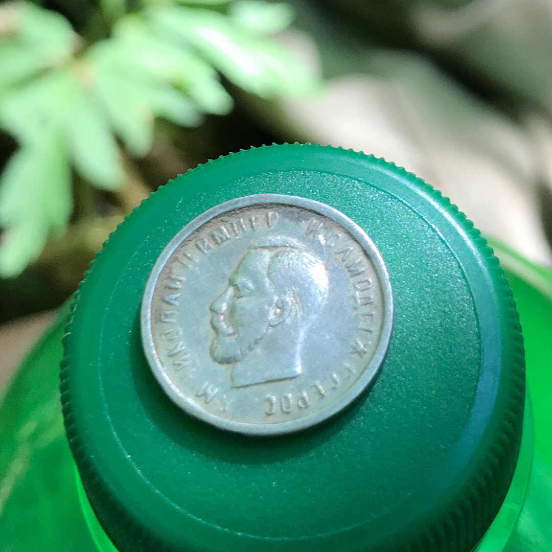 Диаметр медали всего 16 мм