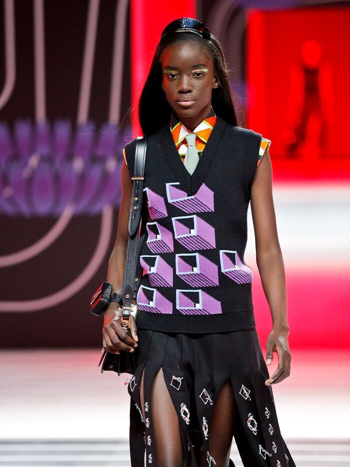 GETTY
Pinterest
ФОТО:Вязаные жилеты также появились на Prada.