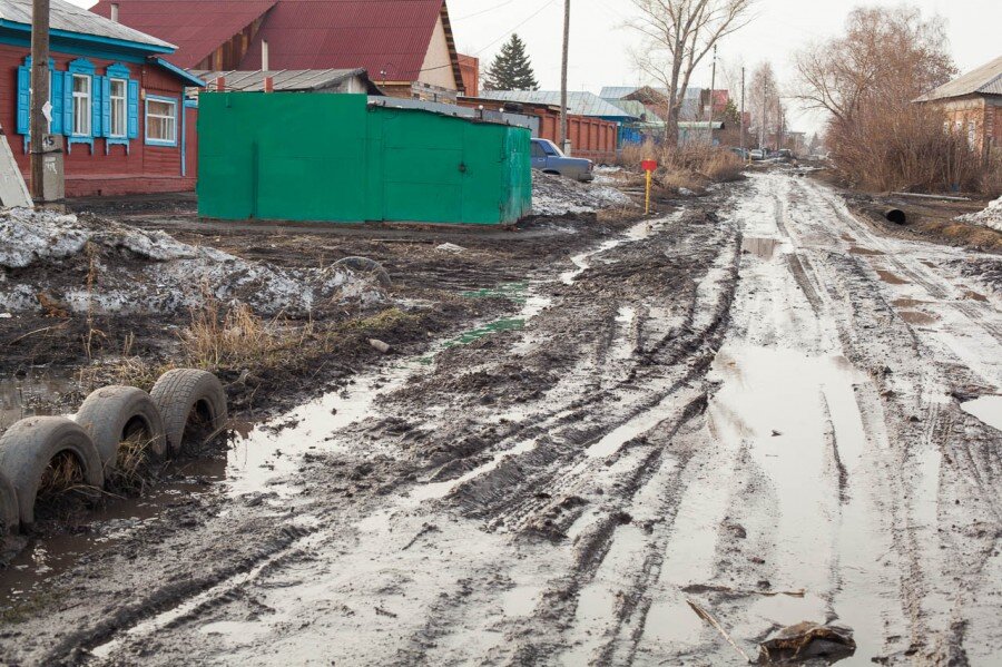 Взял фото из интернета частного сектора в Омске