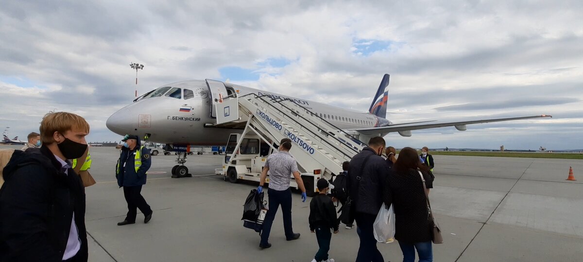 Sukhoi SuperJet 100 (RRJ-95) а/к Аэрофлот б/н RA-89026 "Г. Бенкунский"