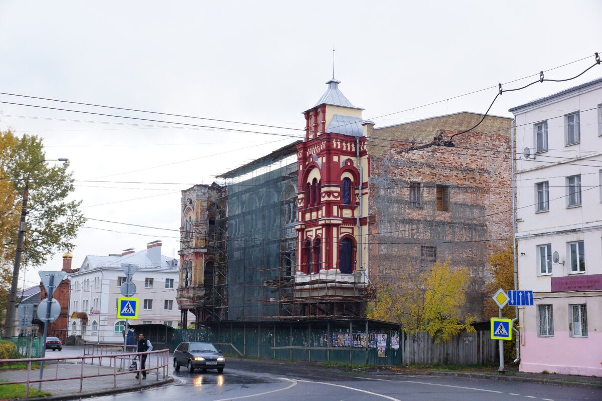 Восстановление Мавританского замка