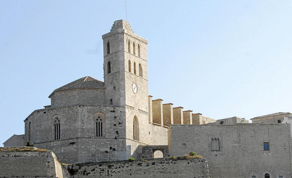 Собор Santa María de la Neus
