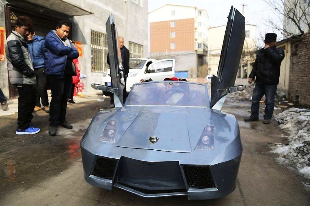 Качество этого миниатюрного автомобиля просто поражает