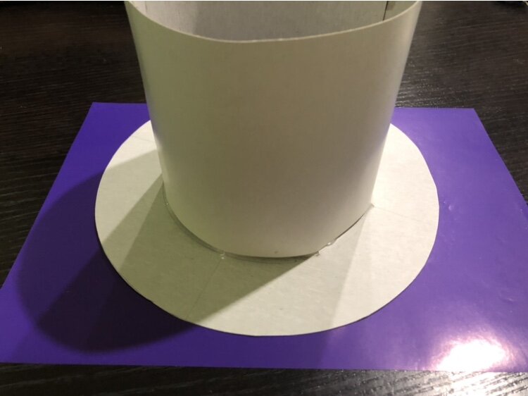 Шляпа цилиндр из бумаги