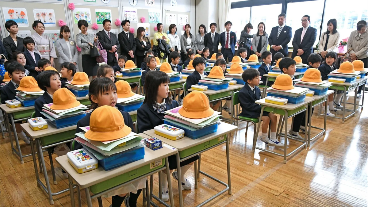 Академическое образование. Школа Sept.. Yaponiya School. Education in Yaponiya. Japan Education Exams.