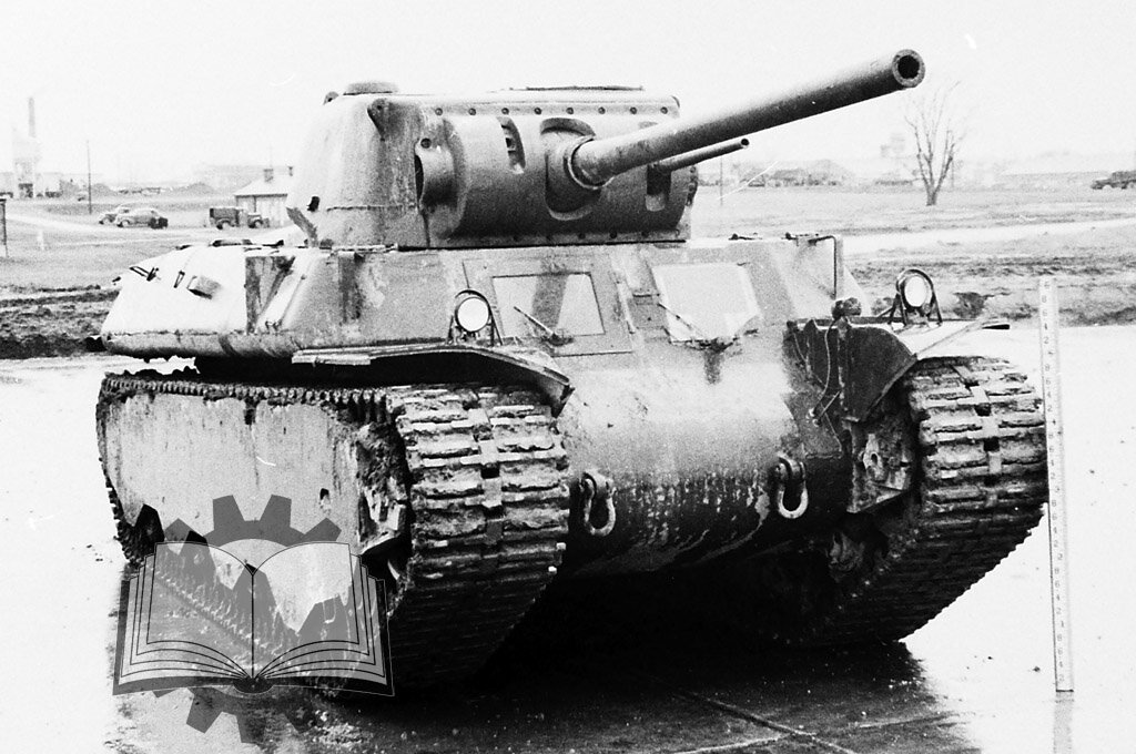 Установка 90-мм орудия  в башню Heavy Tank T1E1. Пушка вписалась, но к тому моменту американская армия уже разочаровалась в данном танке.