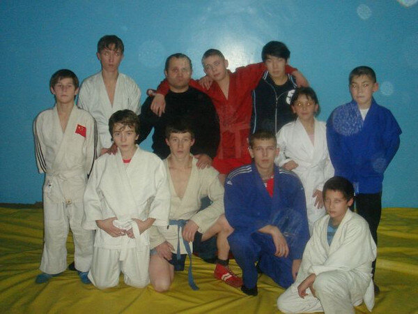 13 лет на фото. Первая секция единоборств Самбо-Дзюдо.