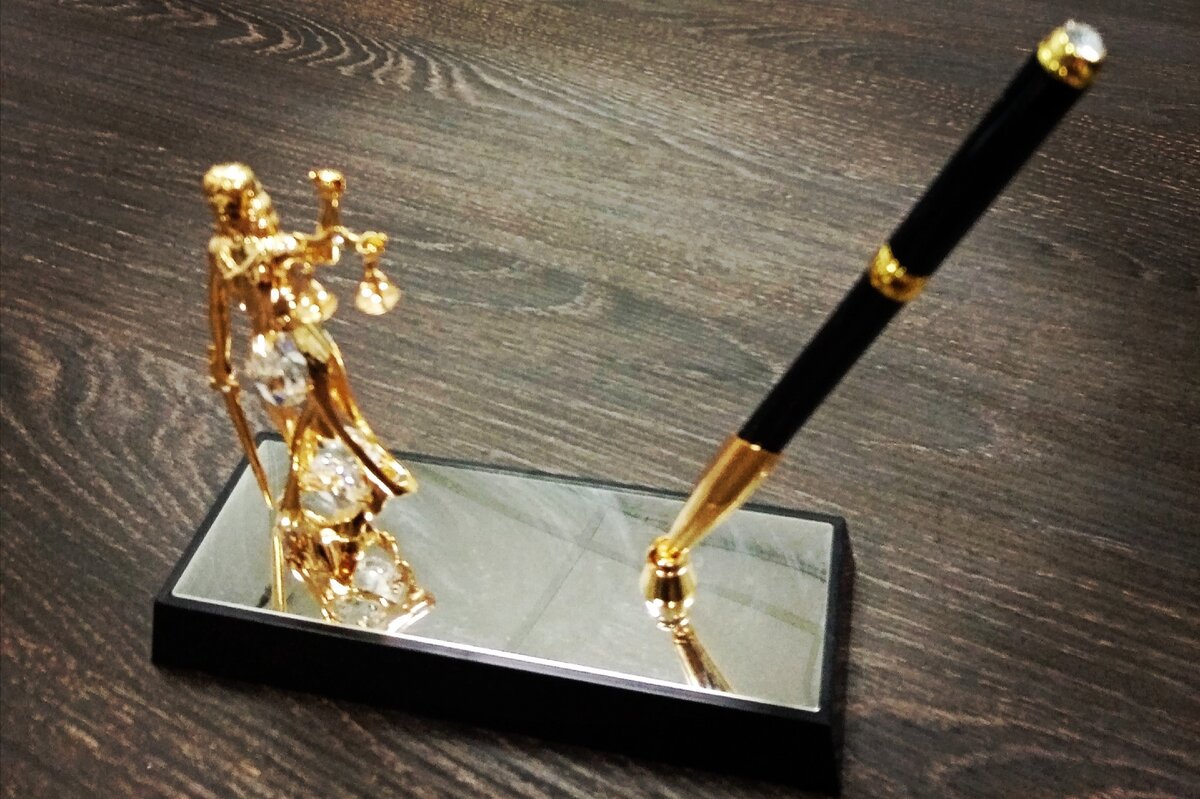 Фото автора, а с вас лайк и подписочка)