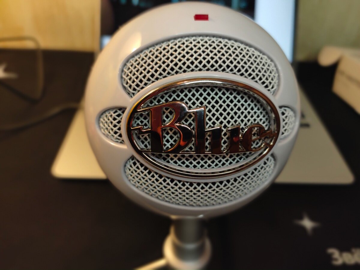 Красавец Blue Snowball iCE