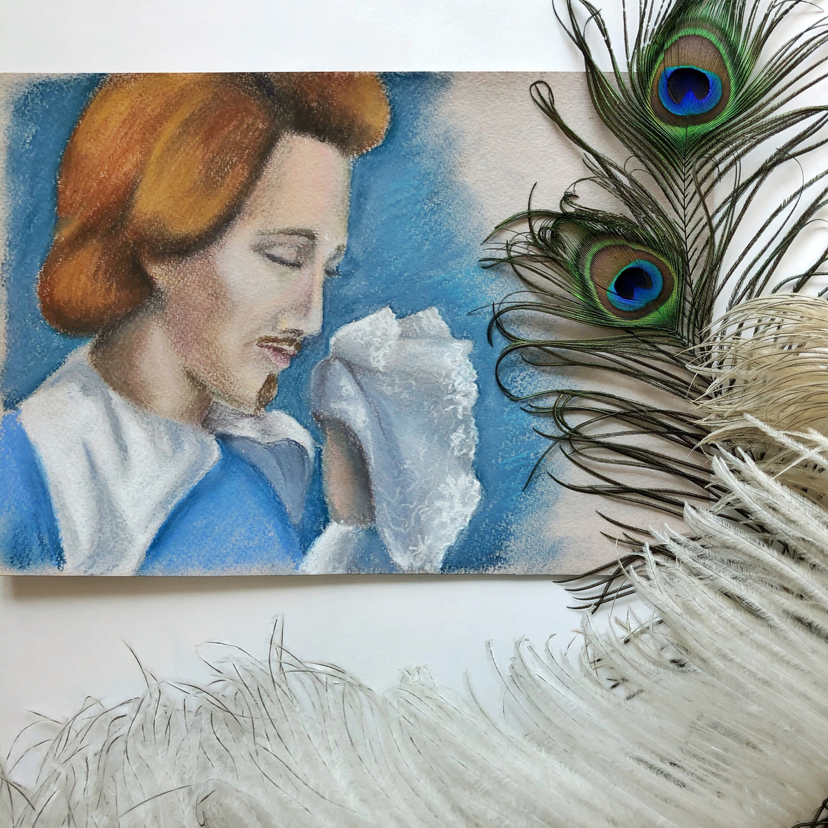 Арамис с узнаваемым батистовым платочком