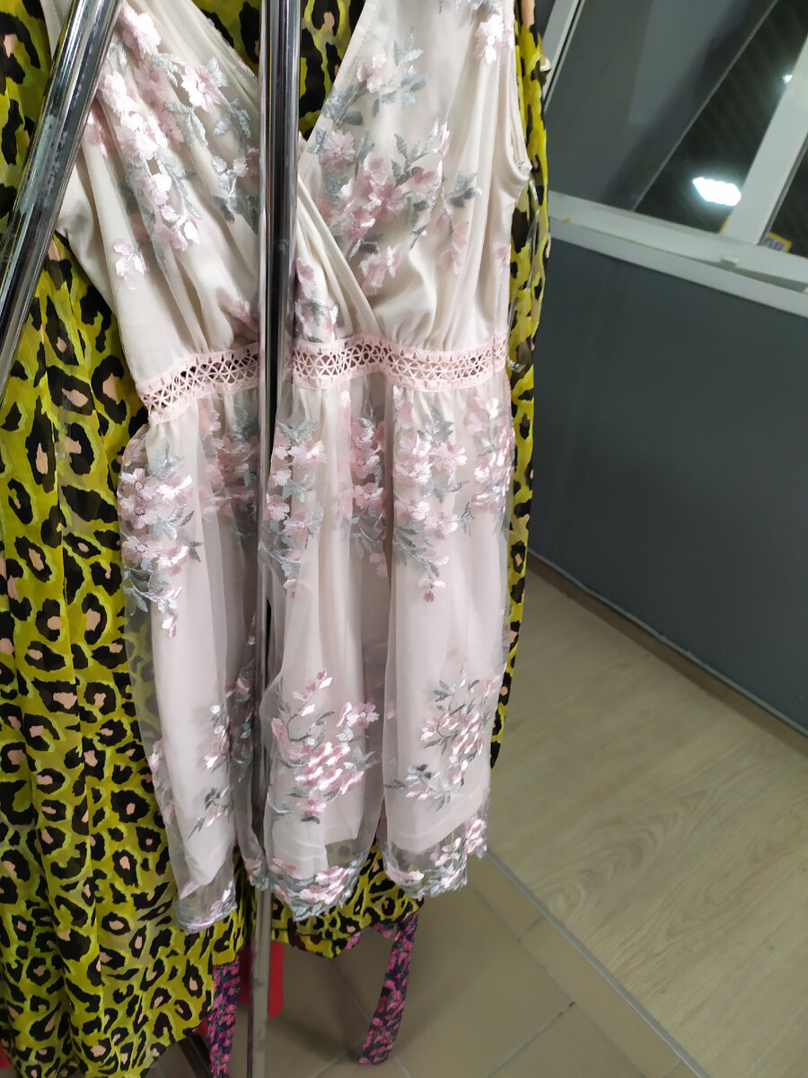 Очень нежная расцветка.