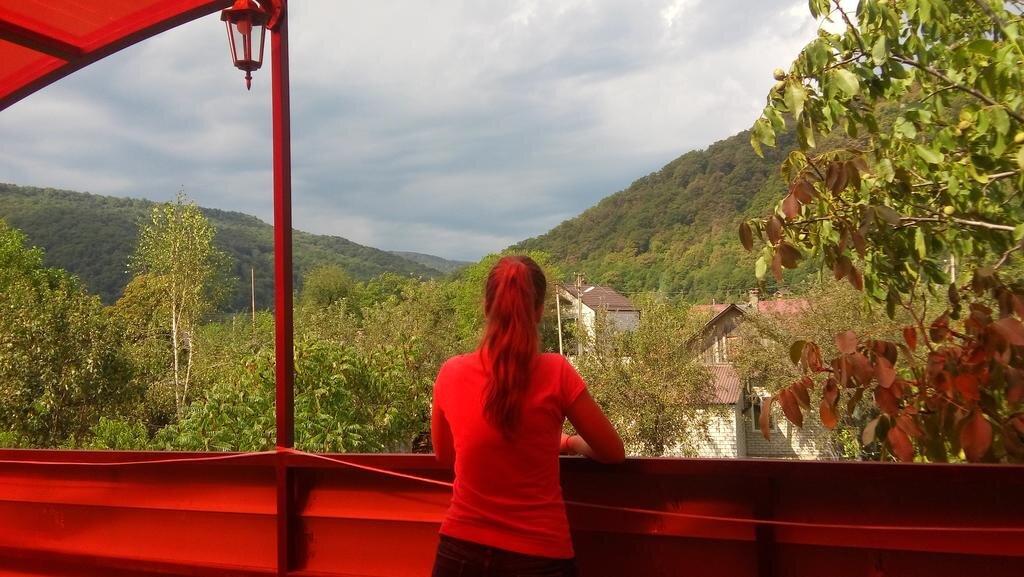 Вид с нашей веранды на окрестности.