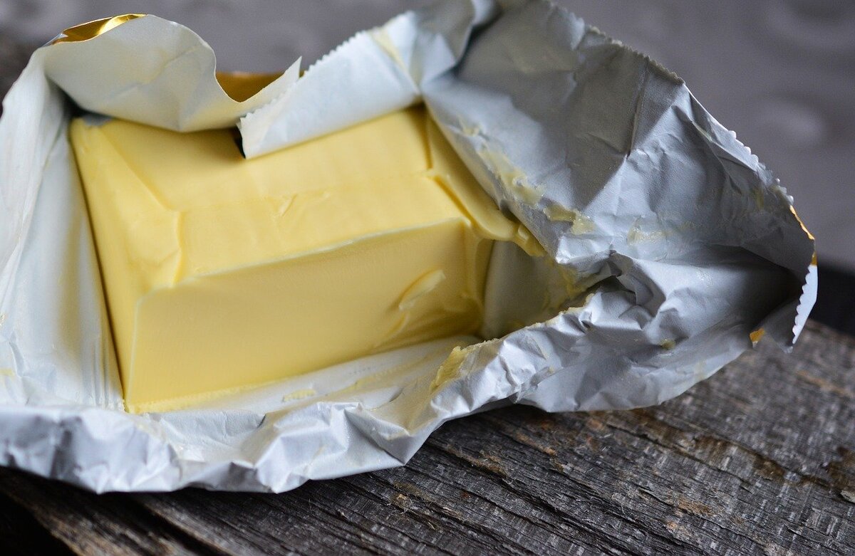 Сливочное масло - очень полезный продукт, но только в том случае, если оно натуральное. Изображение congerdesign с сайта Pixabay. Используется по лицензии Simplified Pixabay License