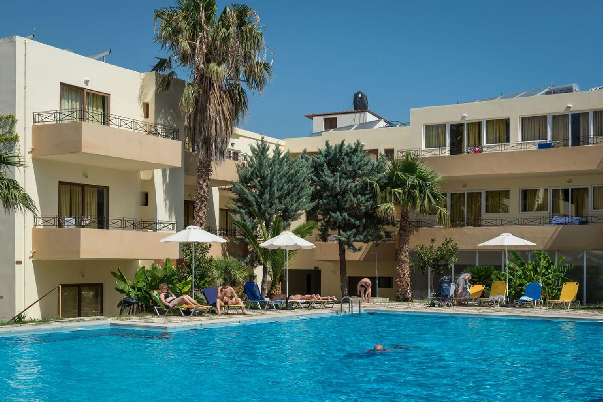 фото представлено kalamaki-travel.gr