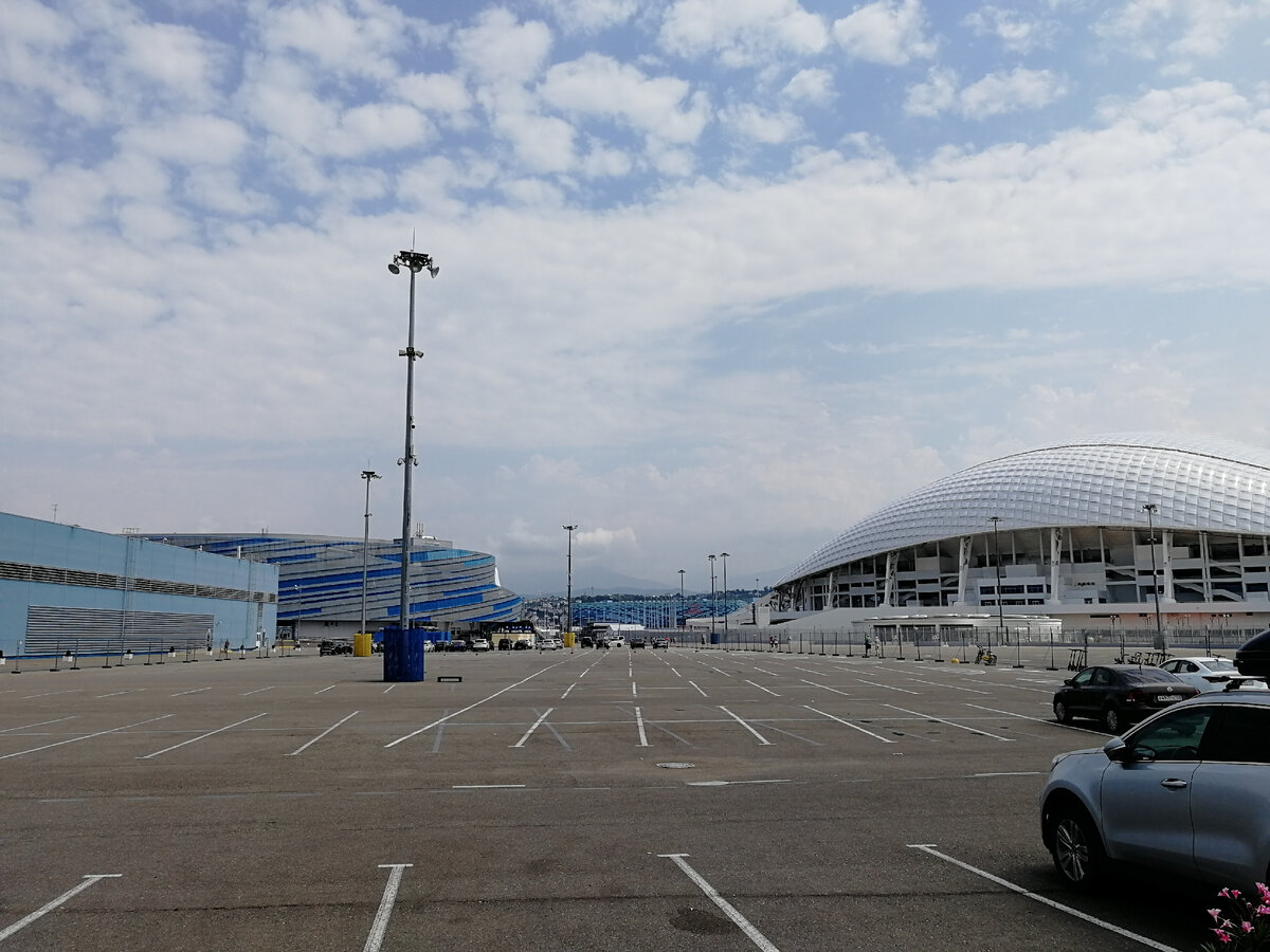 Вид на олимпийский стадион.