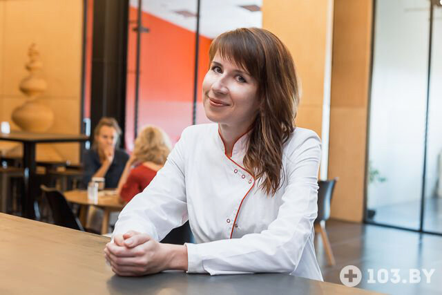 Анна Юркевич. Доктор-гэстроэнтеролог, блогер, спикер профильных конференций.