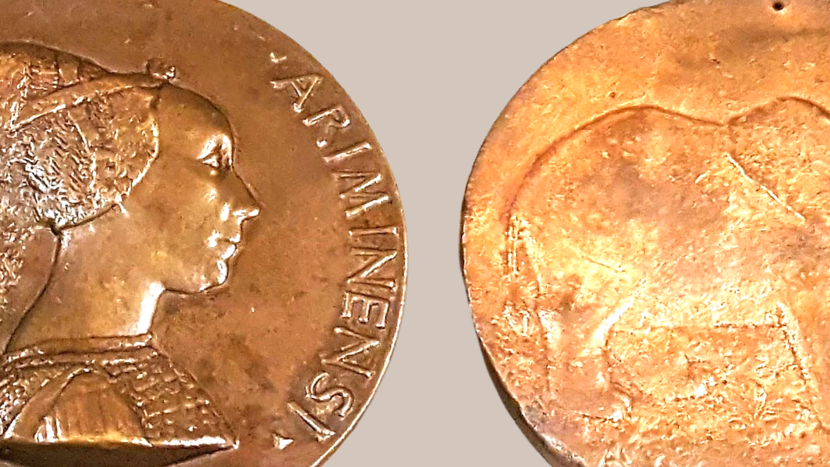 Медаль в честь Изотты дельи Атти. Маттео ди Маэстро Андреа де’Пасти, середина XV века. Музей изобразительных искусств им. А.С. Пушкина, Москв