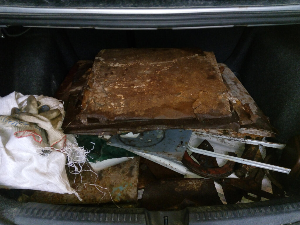 Чермет в машине