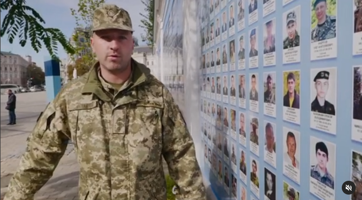 а вот ему не повезло, выжил - не повесили!