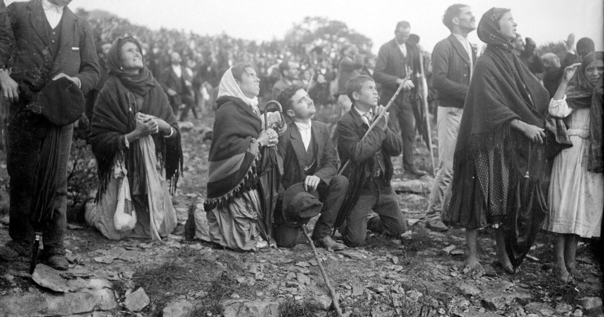 Явление Богородицы в Фатиме. 13 октября 1917 года.