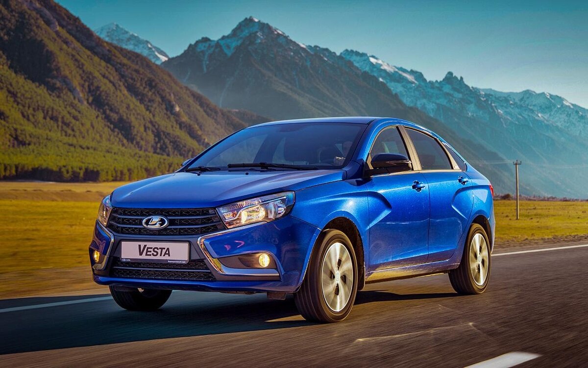 Самый продаваемый автомобиль Lada Vesta – 113 698 (+6)