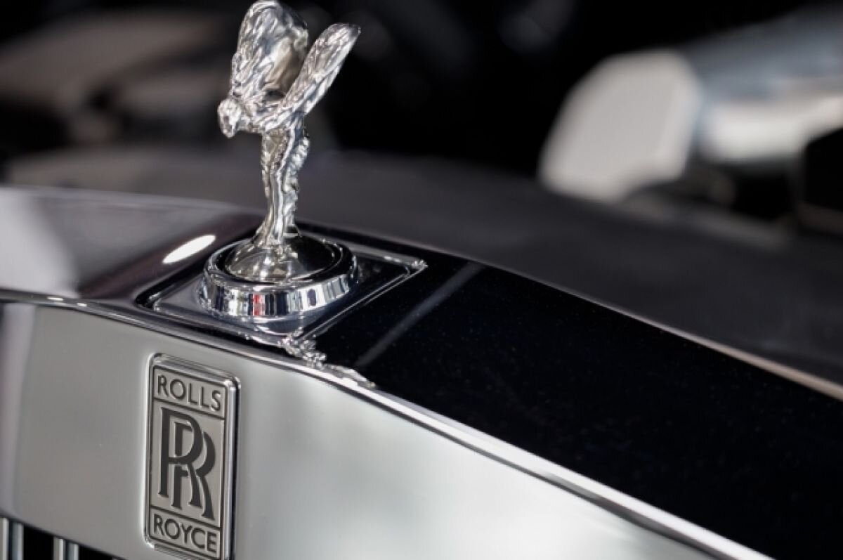    Rolls Royce.