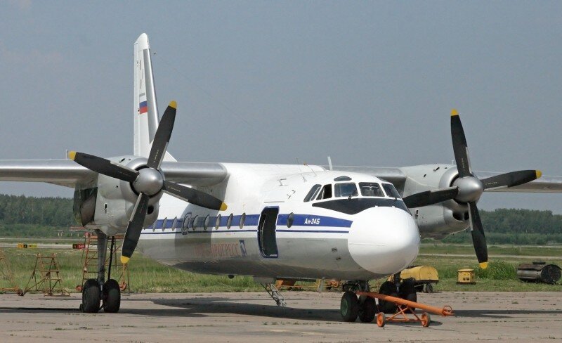 Самолет Ан-24 