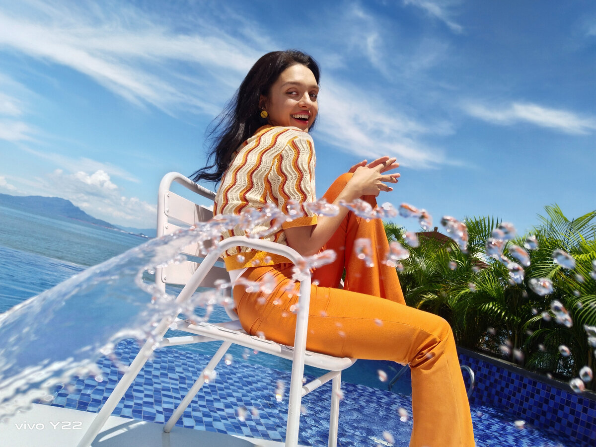 Зато чёткие снимки членов семьи точно будут притягивать к себе внимание, не говоря уже о детализированных видео