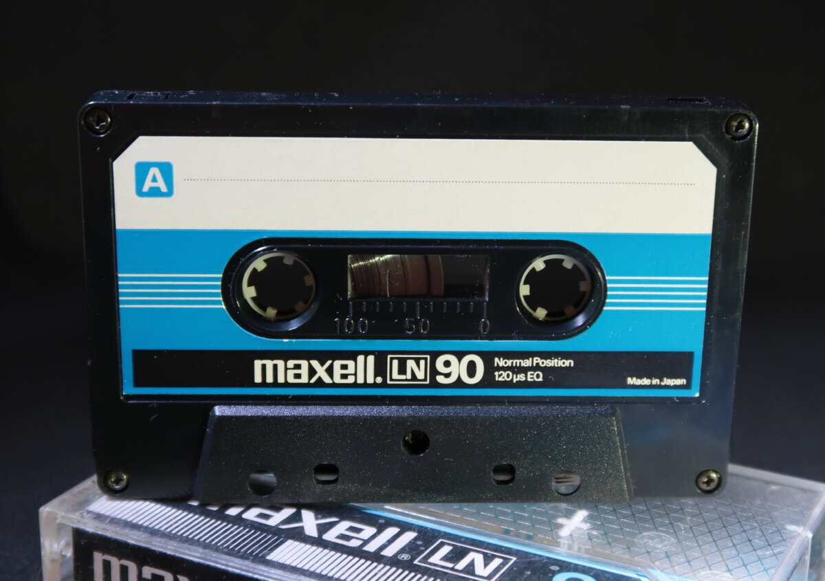 Maxell LN
