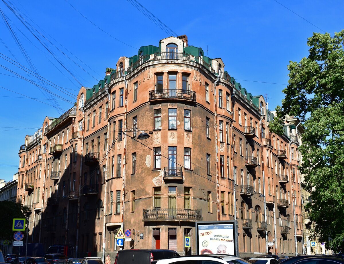 Жилой дом товарищества по устройству квартир на Большой Посадской улице