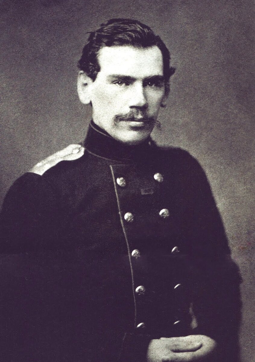 Лев Толстой, 1856 год. Источник: blogspot.com

