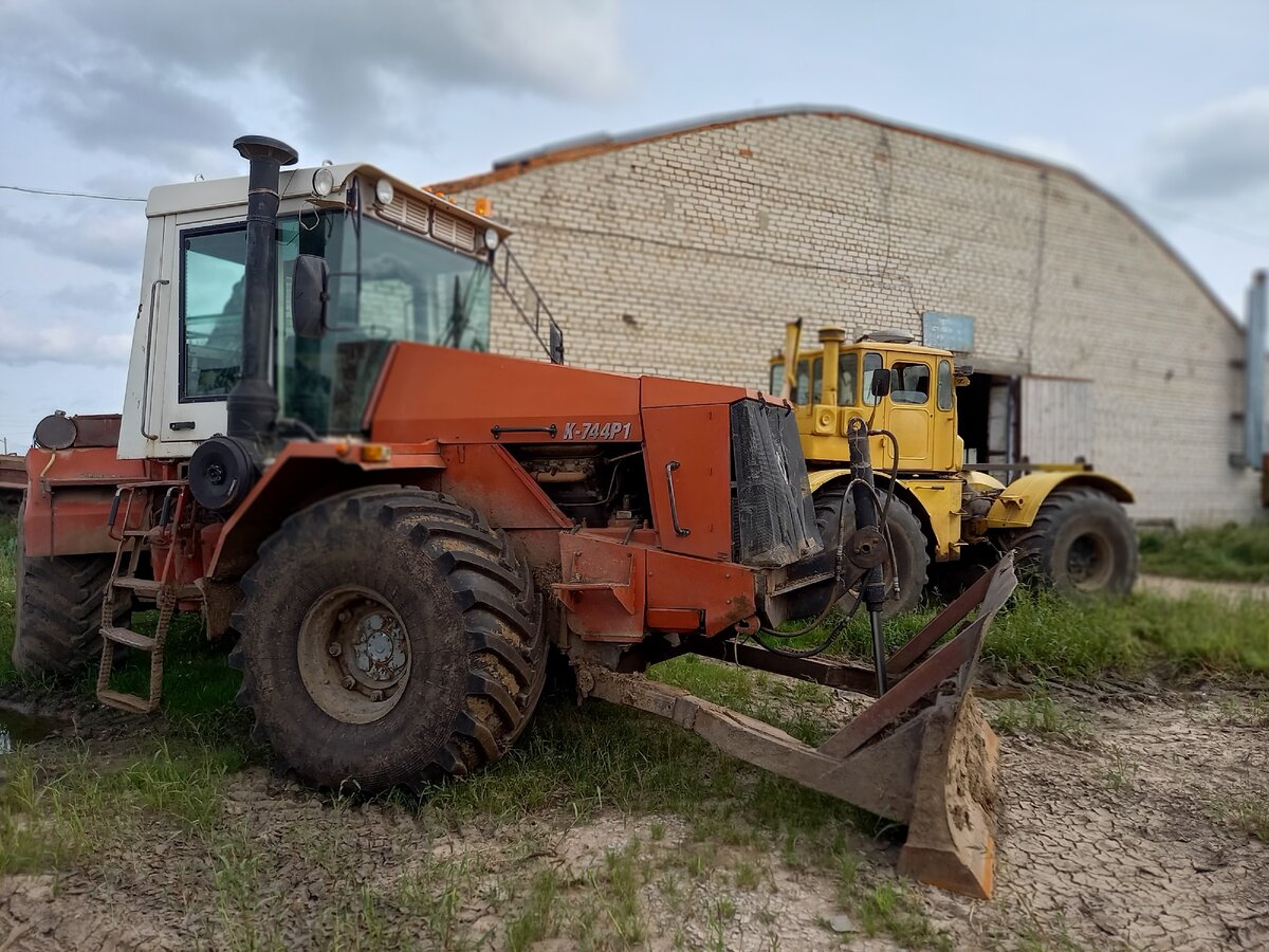 Колхозные трактора