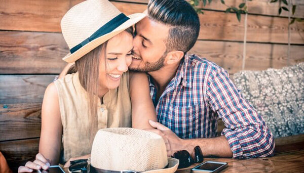 Источник: https://rus.delfi.lv/woman/semja-otnoshenija/ljubov-sex/8-priznakov-togo-chto-muzhchina-vas-po-nastoyaschemu-lyubit?id=50543435&all=true