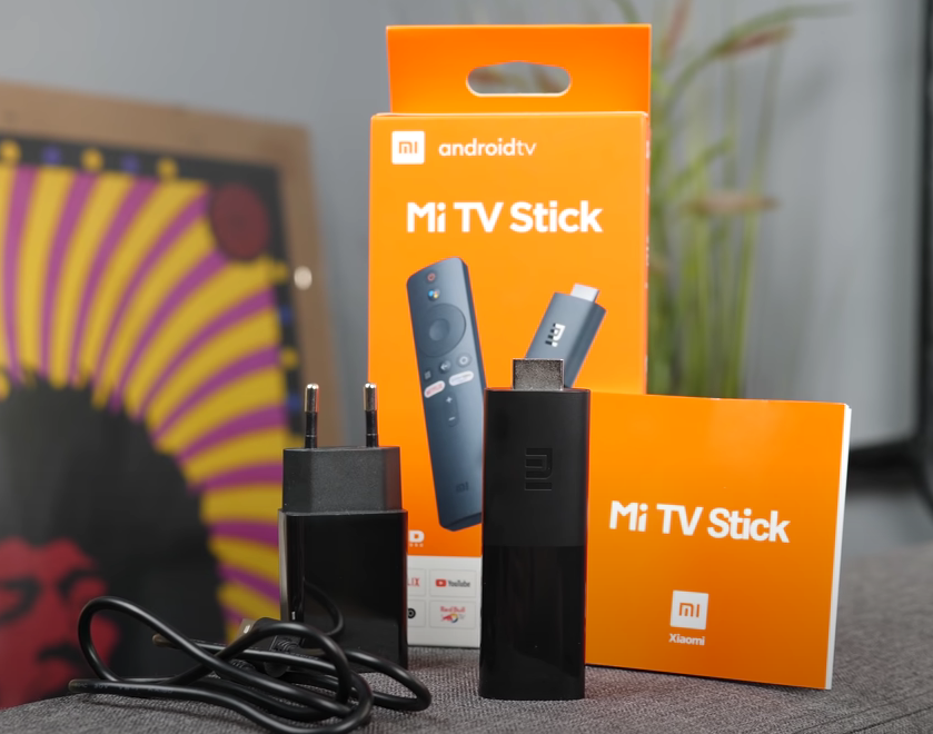 Как работает tv stick. Smart приставка Xiaomi mi TV Stick. Приставка Xiaomi mi TV Stick Android. Медиаплеер Xiaomi mi TV Stick 2k HDR.