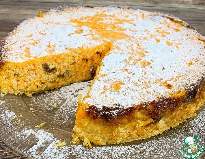 Легко и быстро, вкусно и полезно. Запеканка из творога и моркови с изюмом.