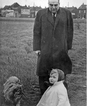 Маленькая Мод Жульен и её отец-тиран Луи.