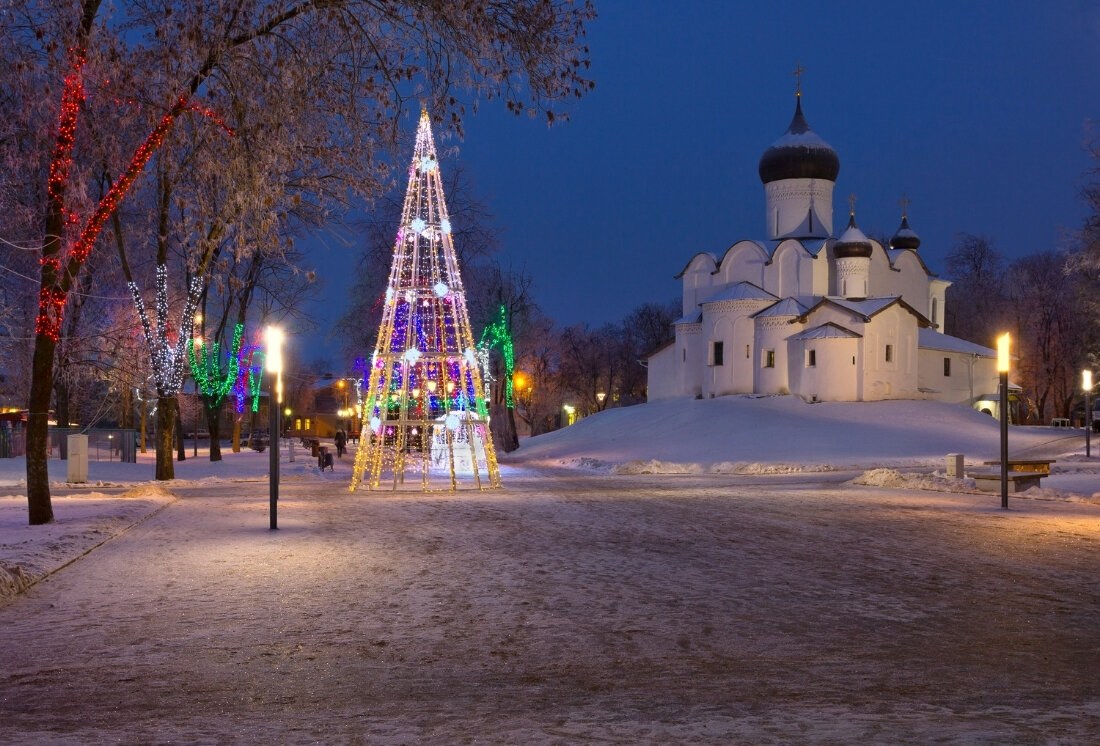 Пушкинские горы новый год