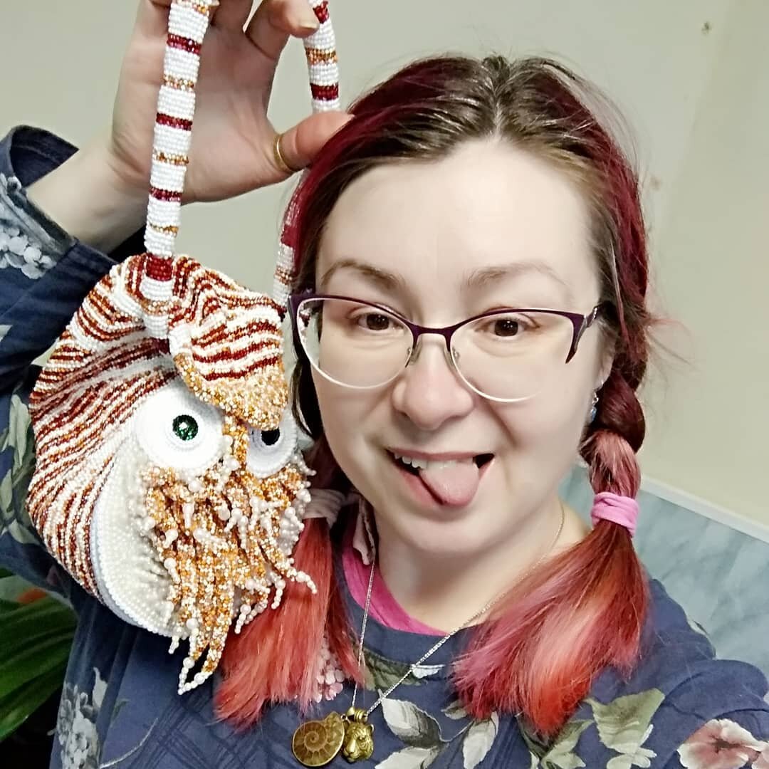 счастливый мастер и его творение)