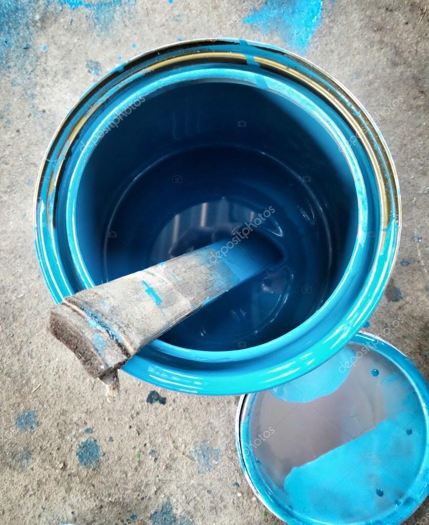 Краска была почти такого цвета, чуть светлее