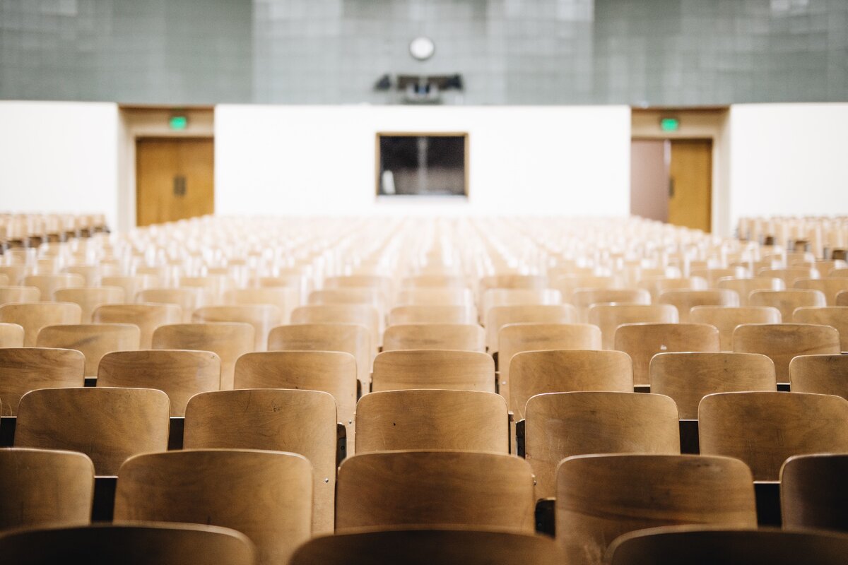 фото с https://unsplash.com/photos/ewGMqs2tmJI