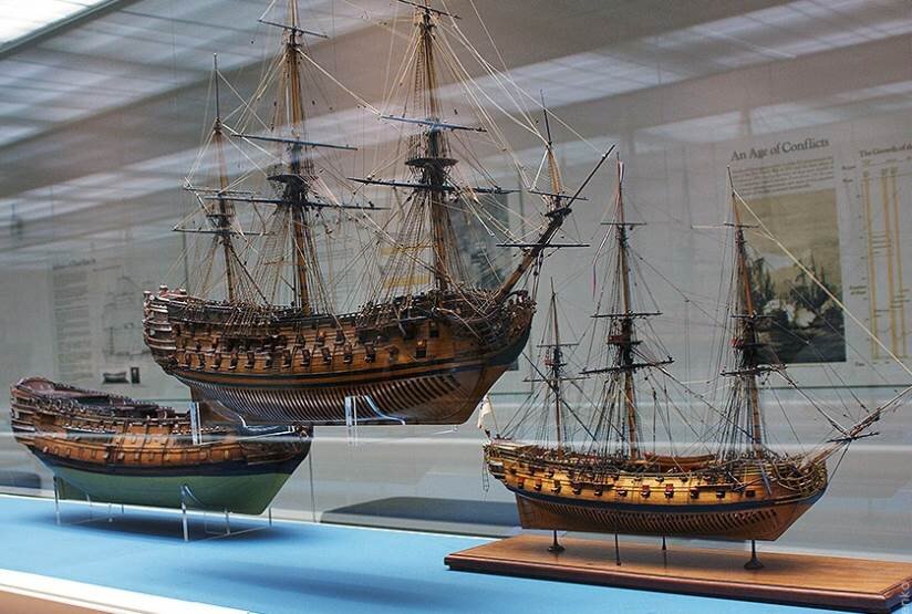 Корабль васа внутри. Музей корабля васа. Корабль vasa, которому более 400 лет. Музейные корабли. Музей васа в швеции.