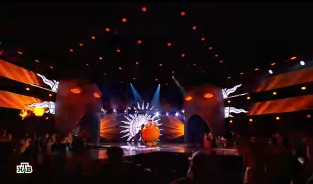 стоп-кадр из шоу "МАСКА"