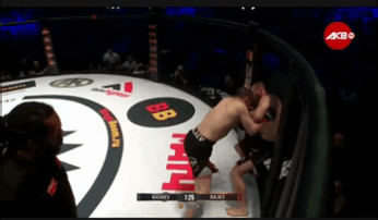 Мурад Мачаев проиграл в последнем бою в карьере Марату Балаеву